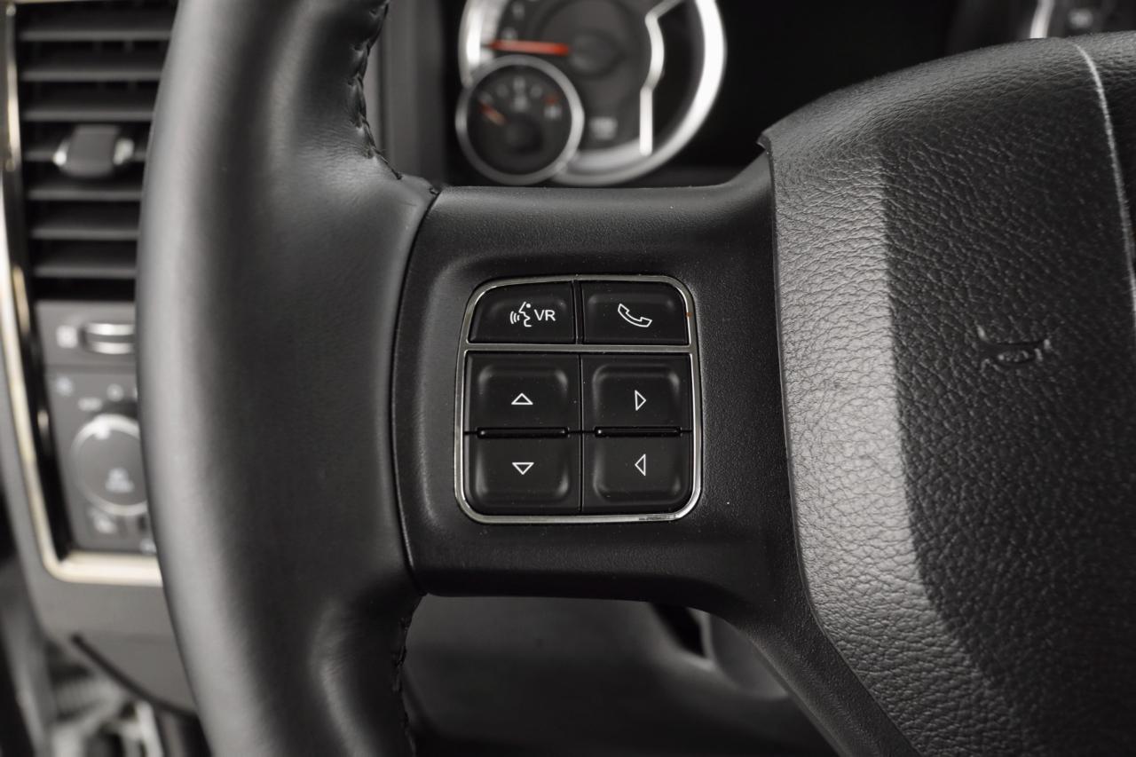 RAM 1500 Sport Crew Cab 4WD 2015