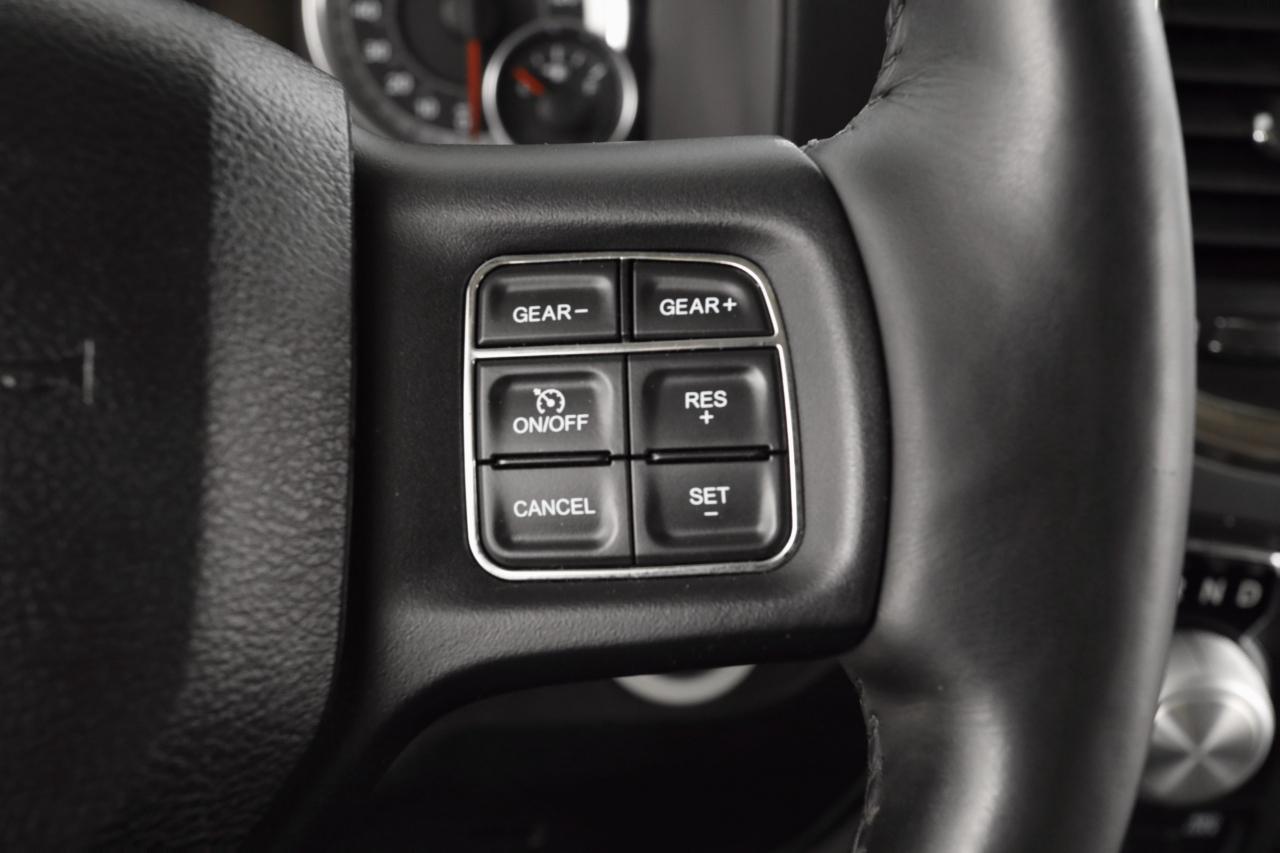 RAM 1500 Sport Crew Cab 4WD 2015