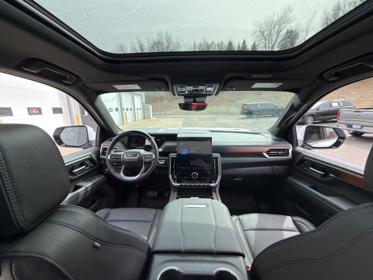 GMC Yukon Denali 4WD 2026