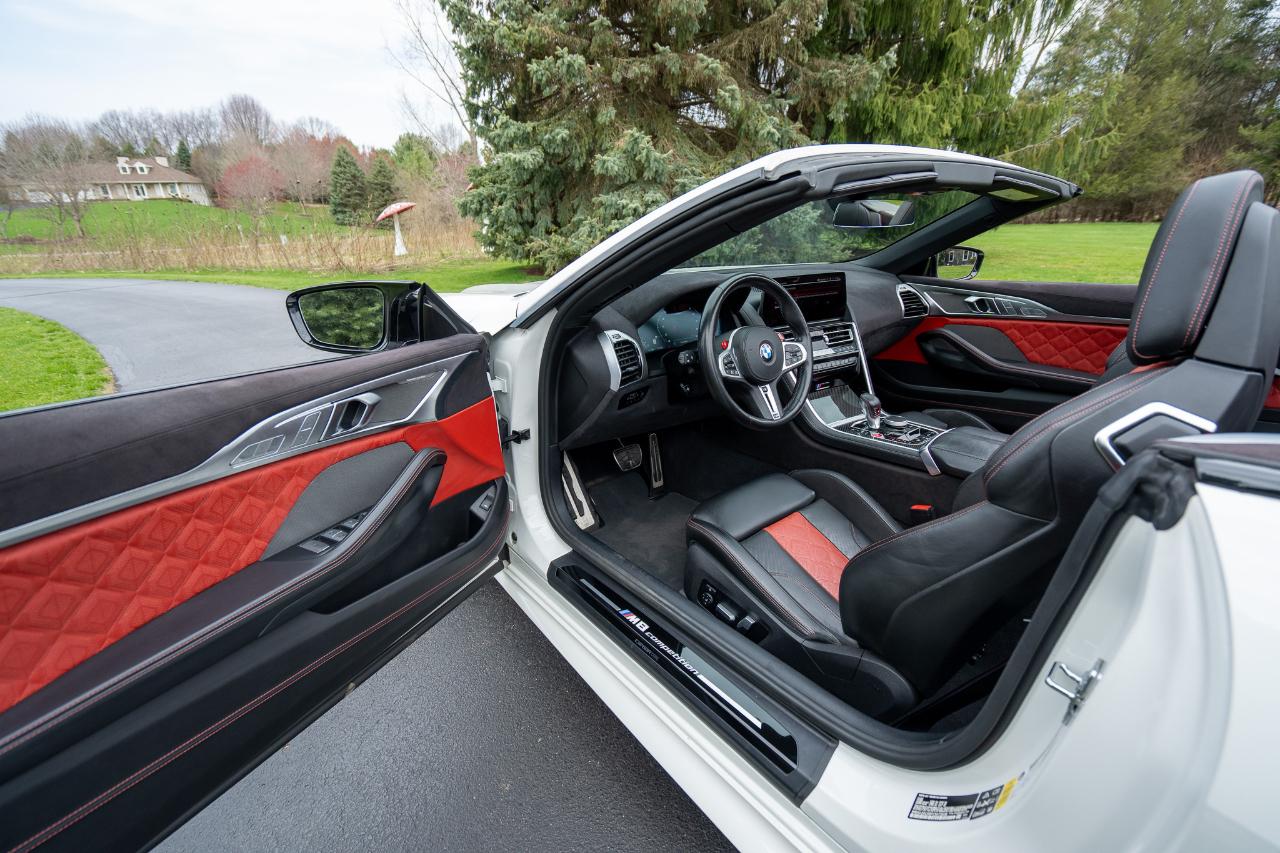 BMW M8 Competition Convertible 2023