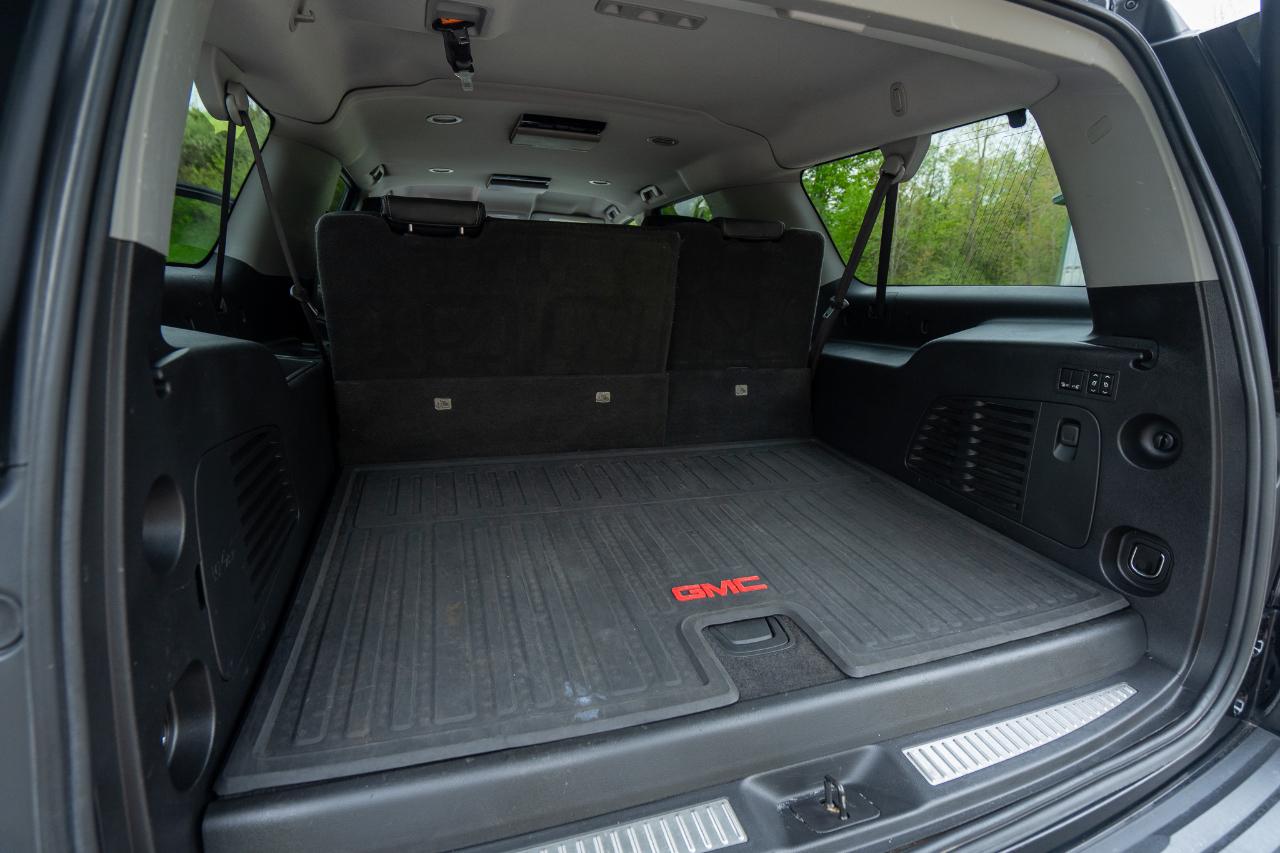 GMC Yukon XL Denali 4WD 2018