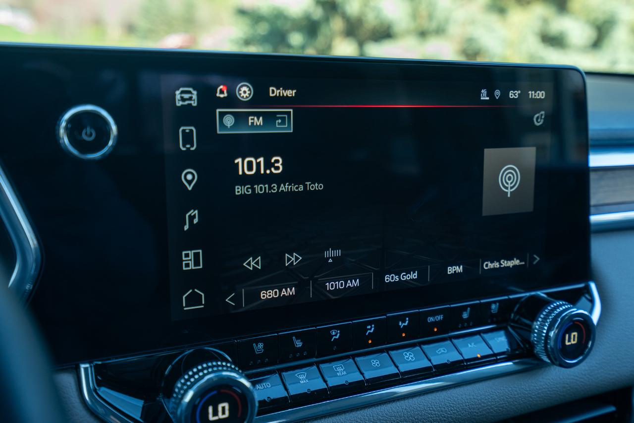 GMC Canyon Denali Crew Cab 4WD 2024