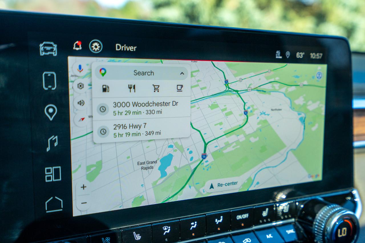 GMC Canyon Denali Crew Cab 4WD 2024