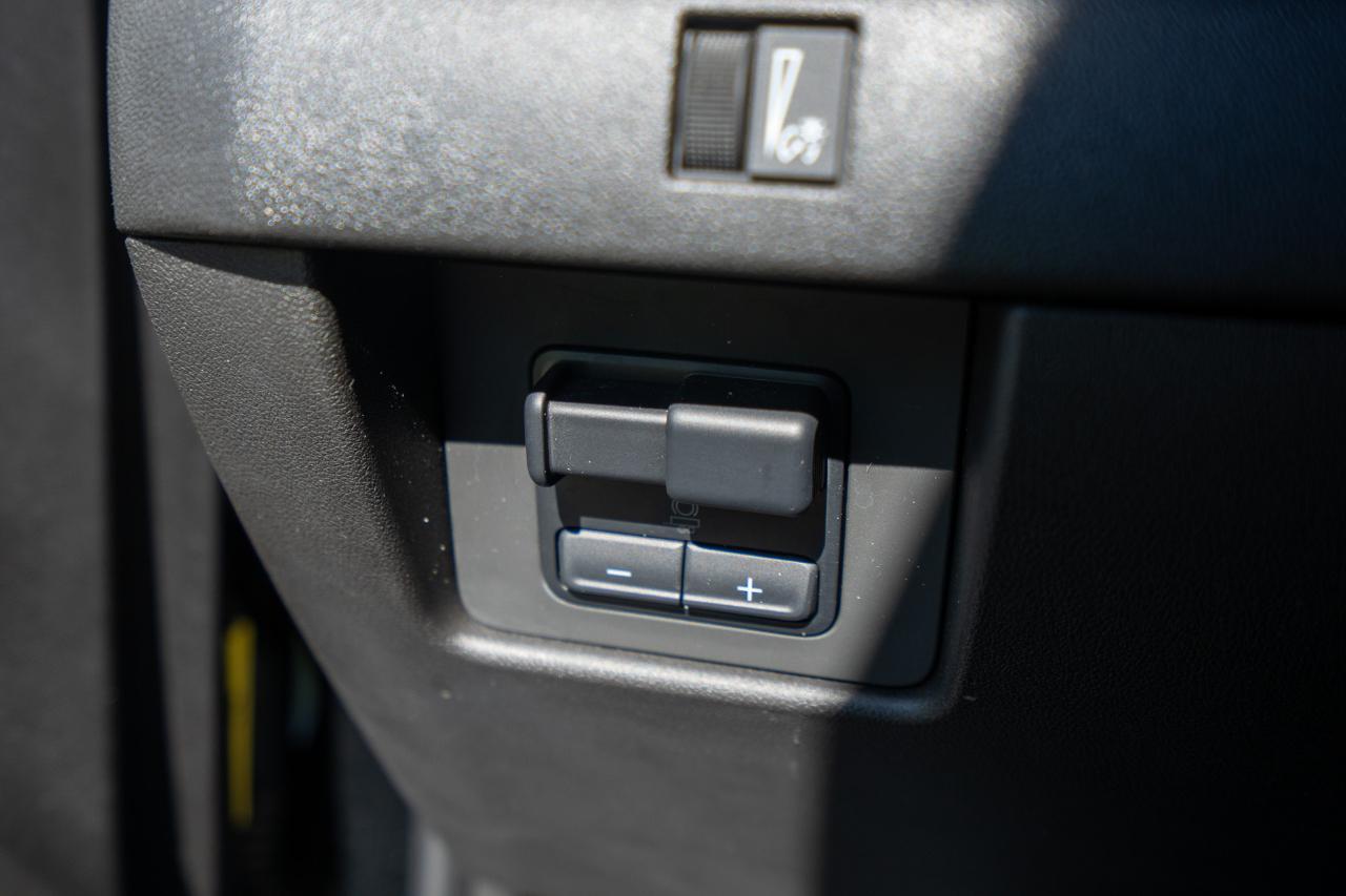 GMC Canyon Denali Crew Cab 4WD 2024