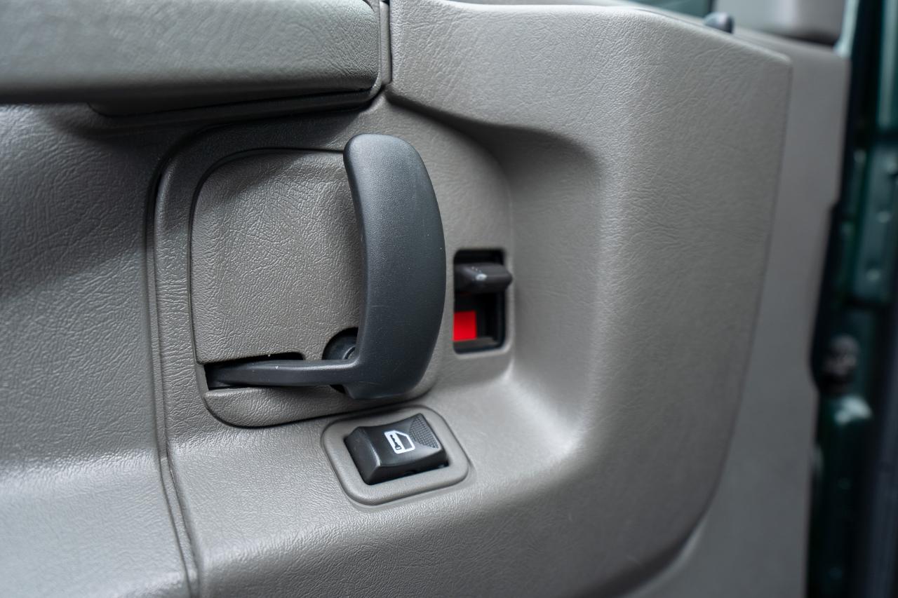 Chevrolet Express LS 3500 Extended 2014