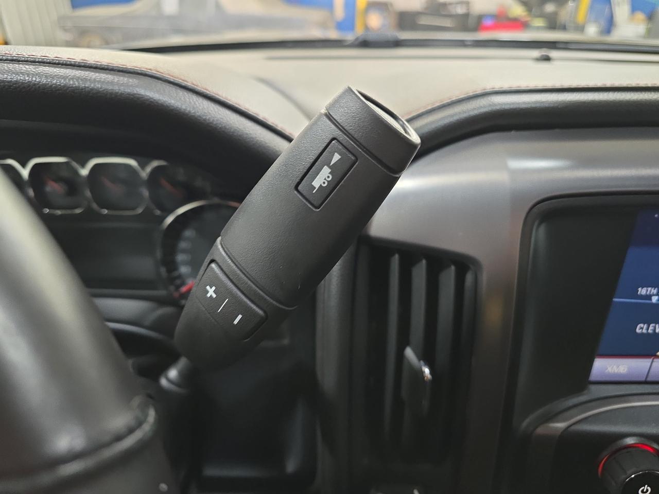 GMC Sierra 1500 SLT Crew Cab 4WD 2014