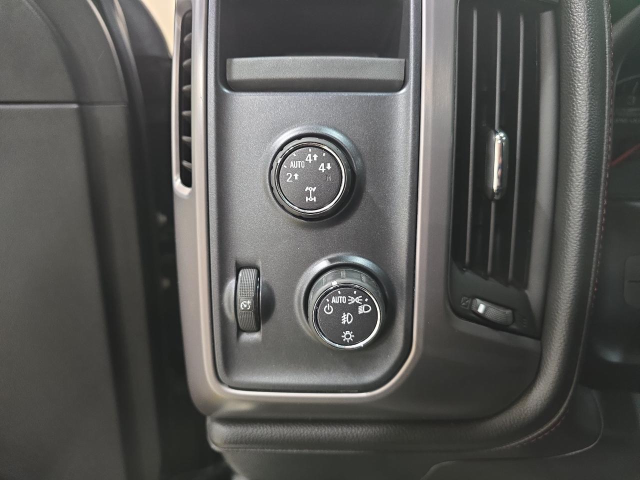 GMC Sierra 1500 SLT Crew Cab 4WD 2014
