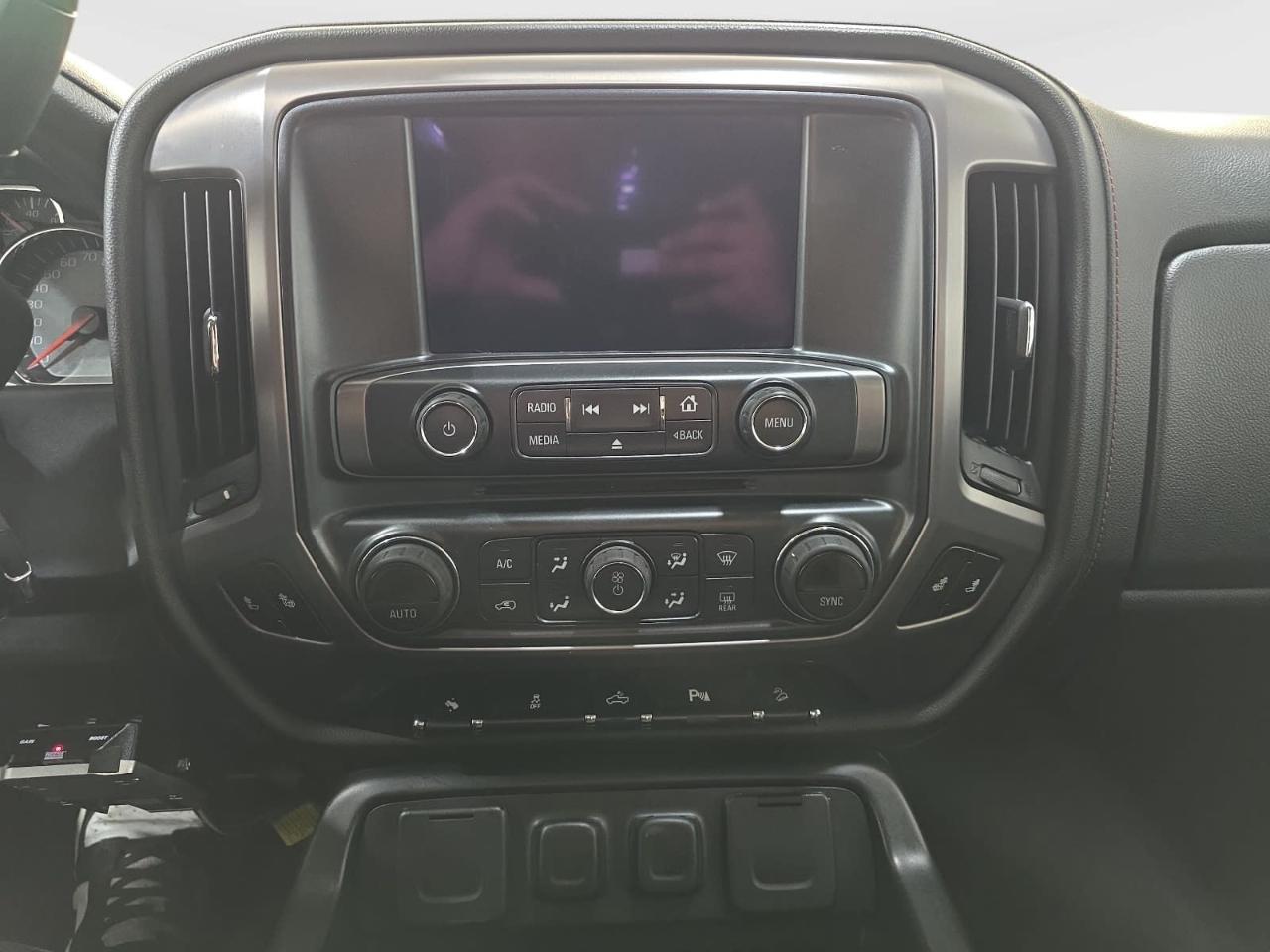 GMC Sierra 1500 SLT Crew Cab 4WD 2014