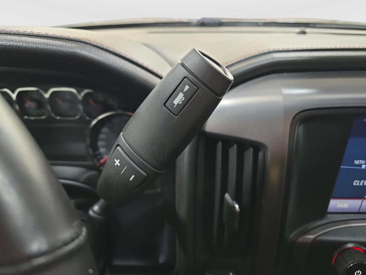 GMC Sierra 1500 SLT Crew Cab 4WD 2014