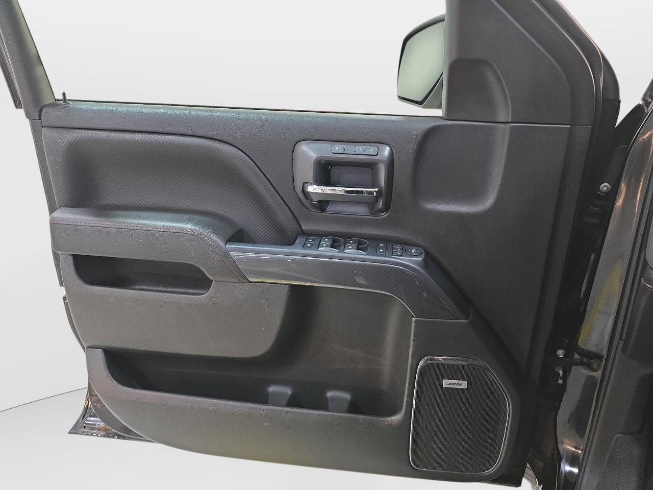 GMC Sierra 1500 SLT Crew Cab 4WD 2014