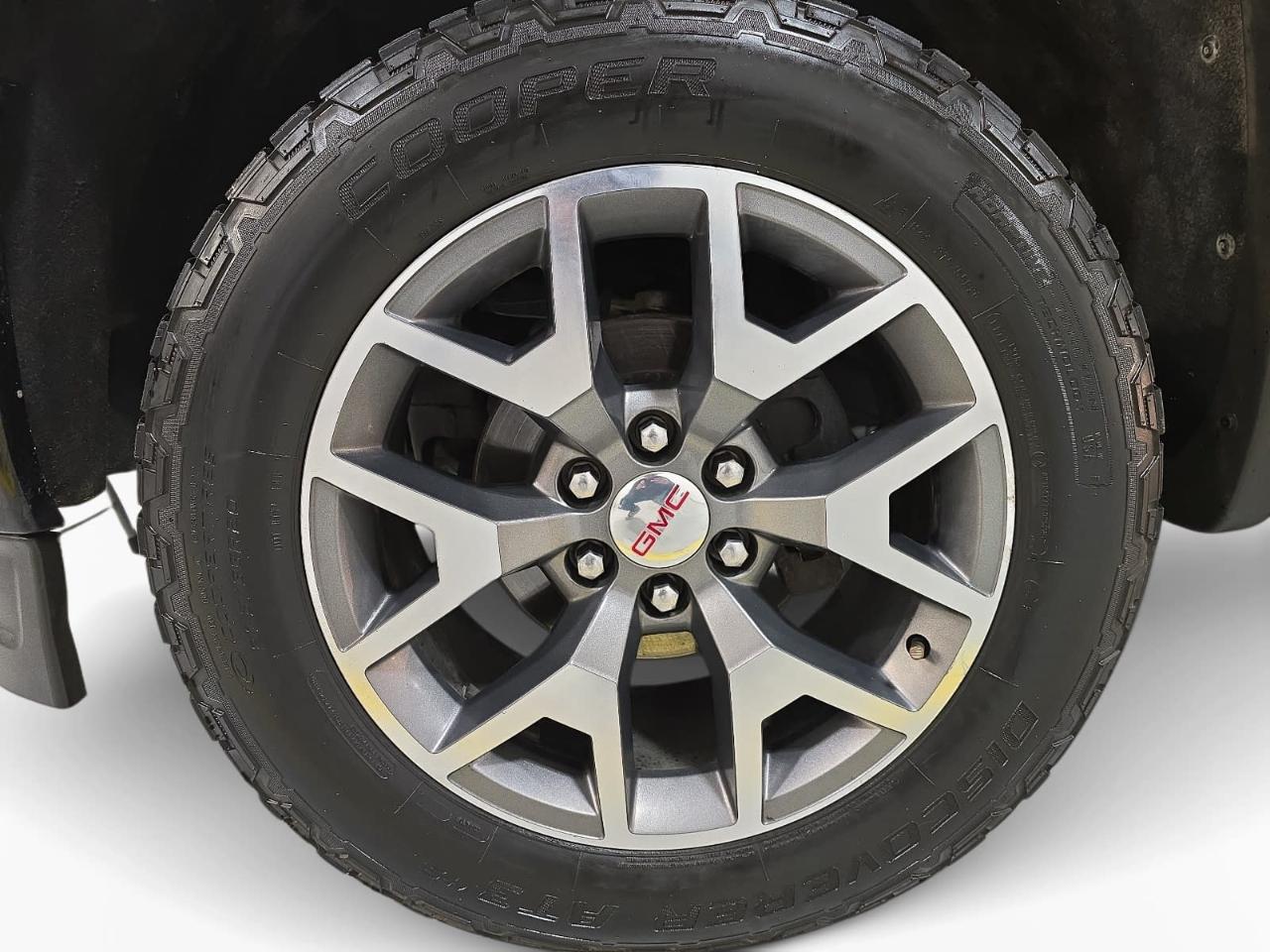 GMC Sierra 1500 SLT Crew Cab 4WD 2014