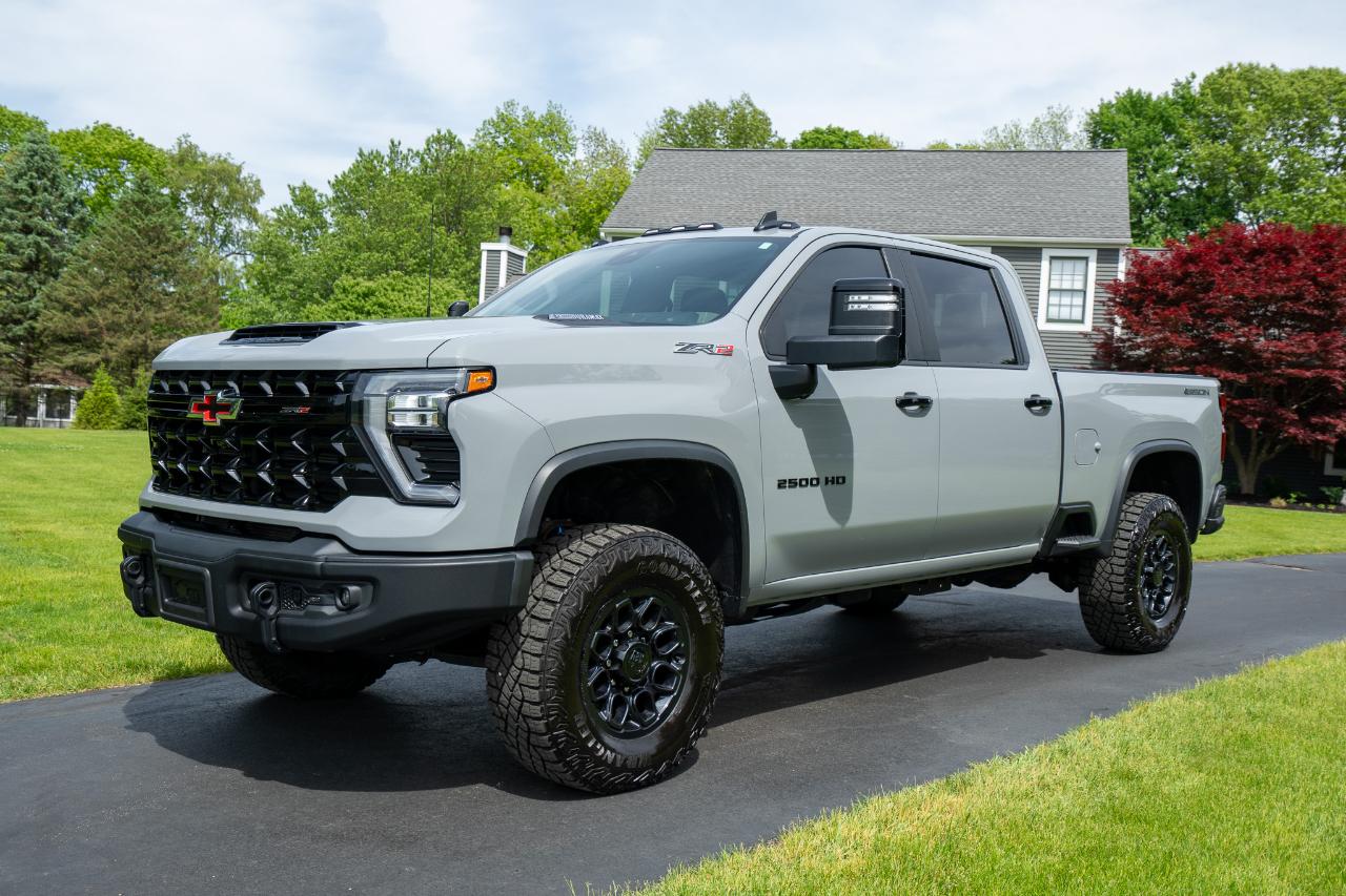 Chevrolet Silverado 2500  2024