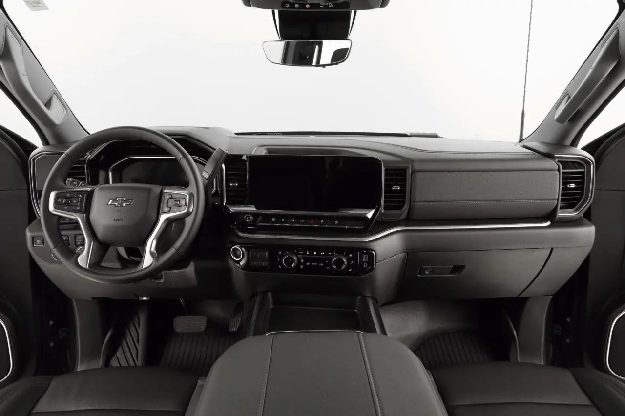 Chevrolet Silverado 3500  2025