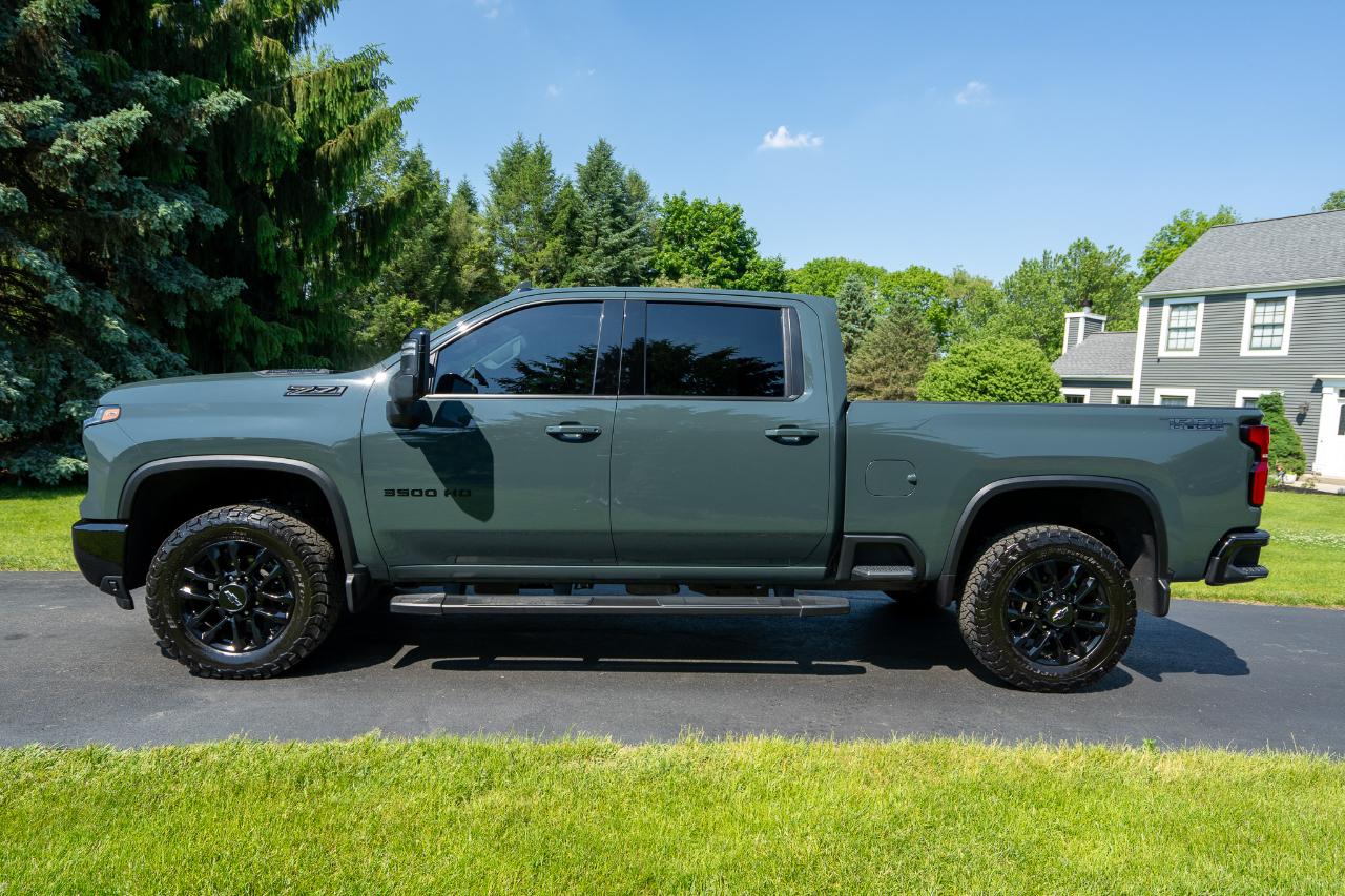 Chevrolet Silverado 3500  2025