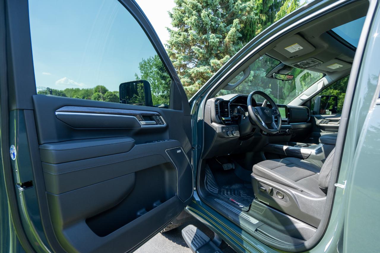 Chevrolet Silverado 3500  2025