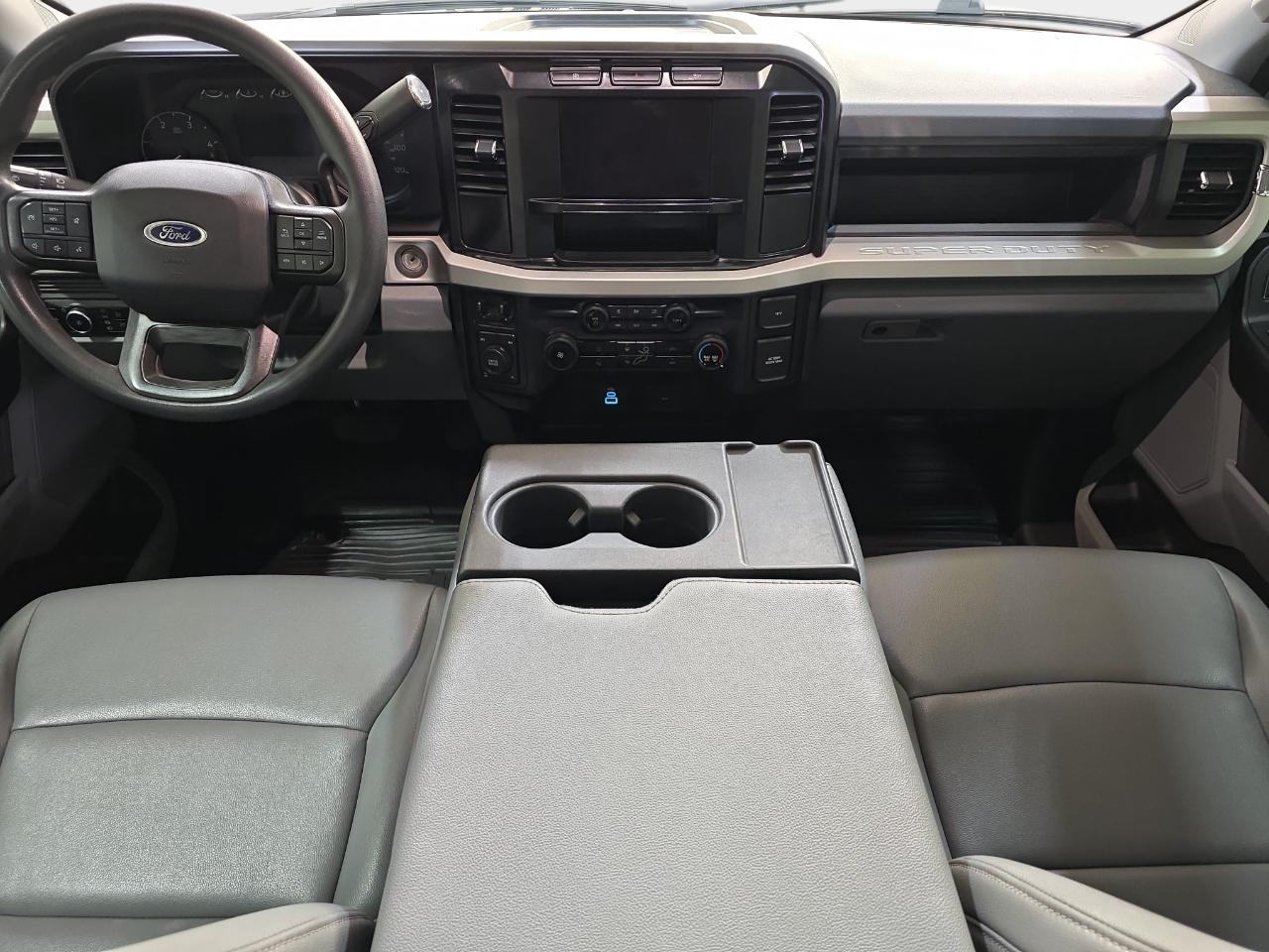 Ford F250  2023