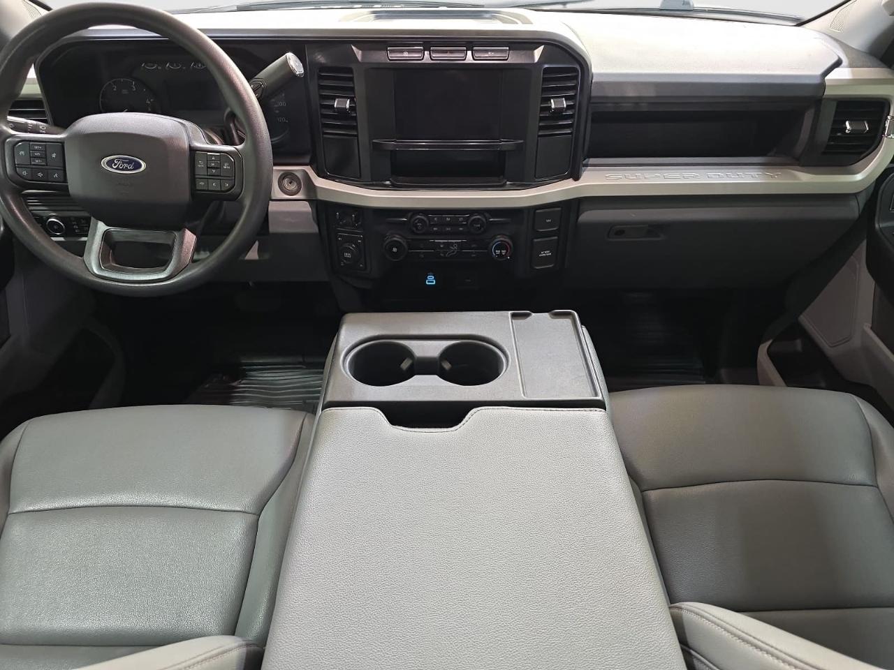 Ford F250  2023