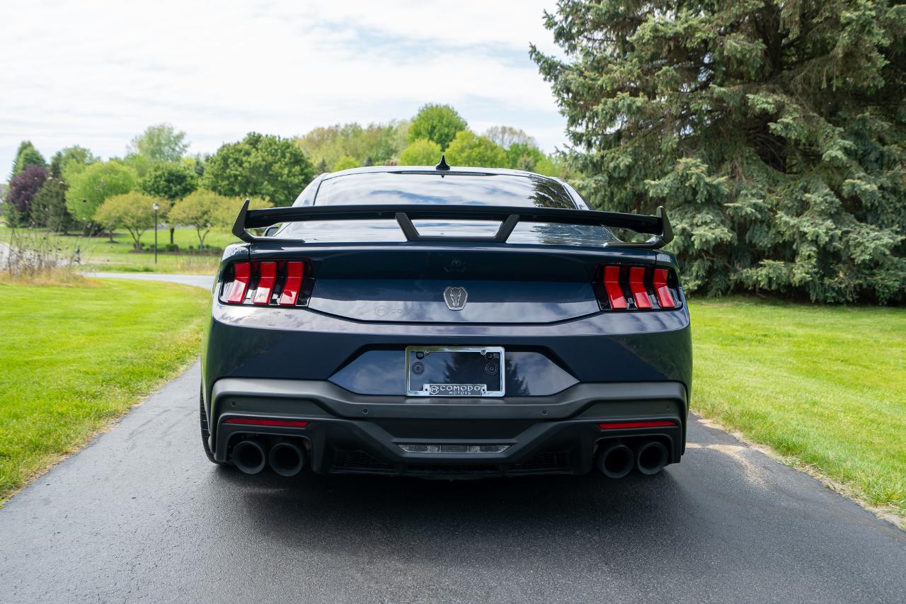 Ford Mustang Dark Horse 2024