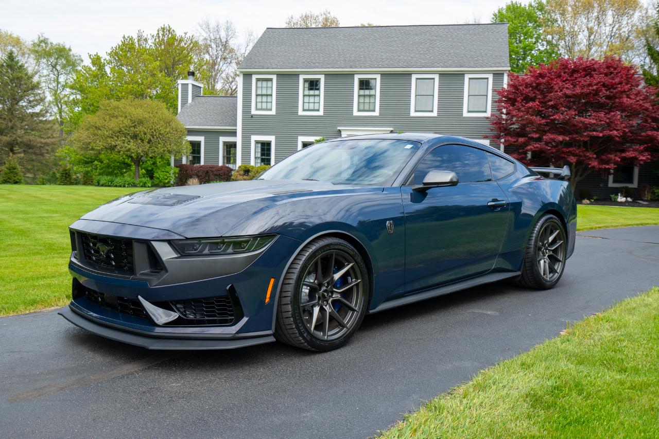 Ford Mustang Dark Horse 2024