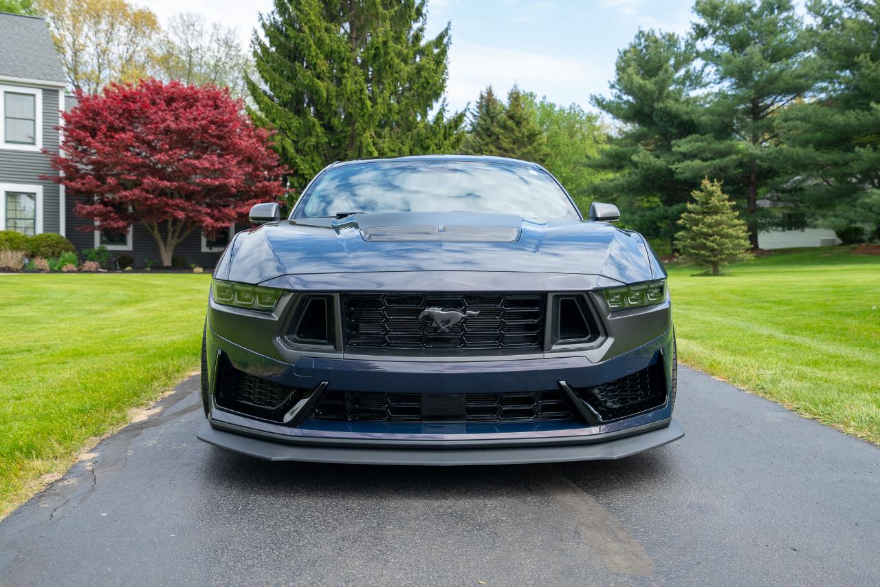 Ford Mustang Dark Horse 2024