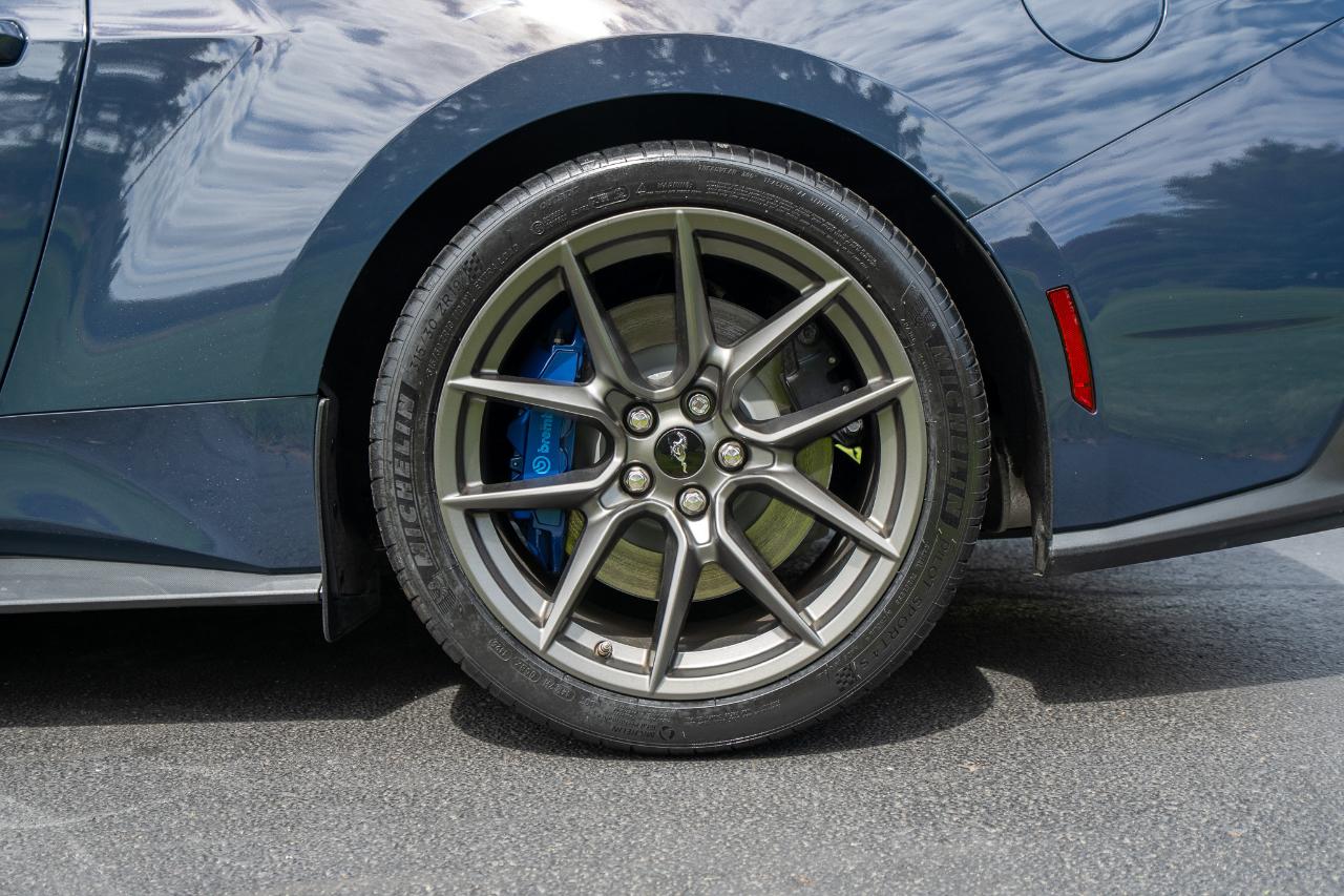 Ford Mustang Dark Horse 2024
