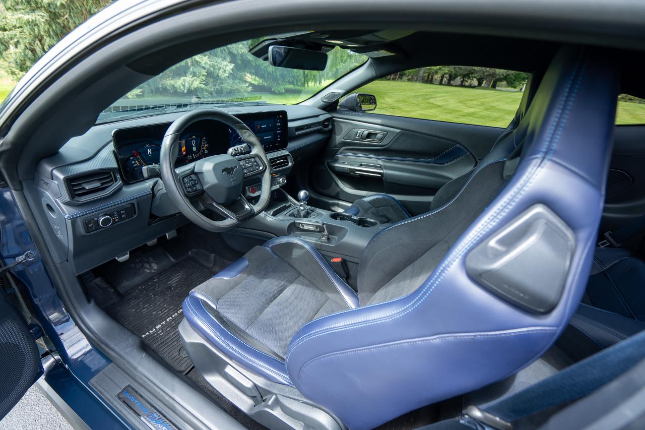 Ford Mustang Dark Horse 2024