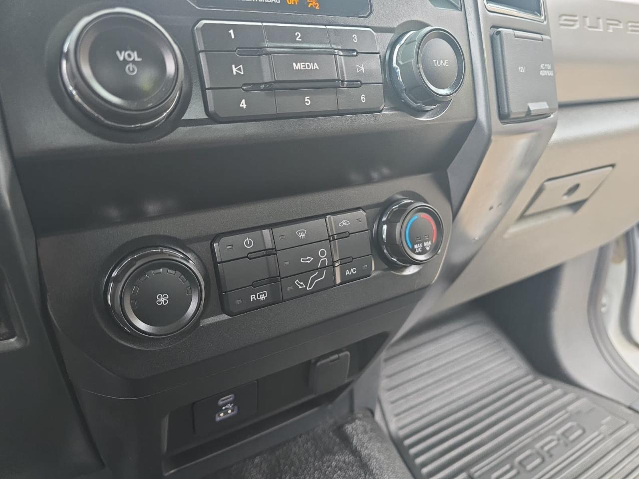 Ford F250  2022