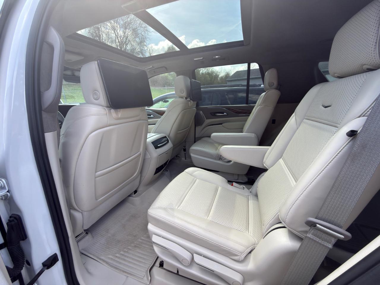 Cadillac Escalade Sport Platinum AWD 2024