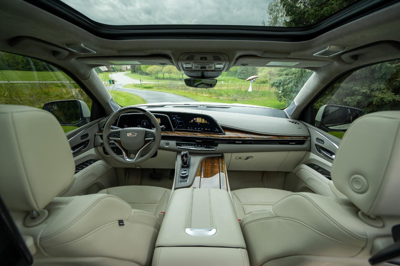 Cadillac Escalade Sport Platinum AWD 2024