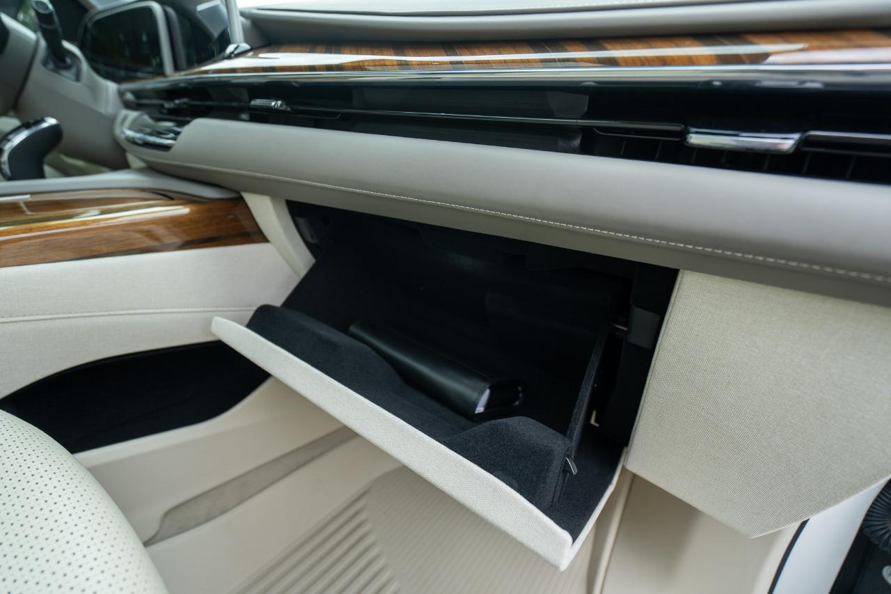 Cadillac Escalade Sport Platinum AWD 2024
