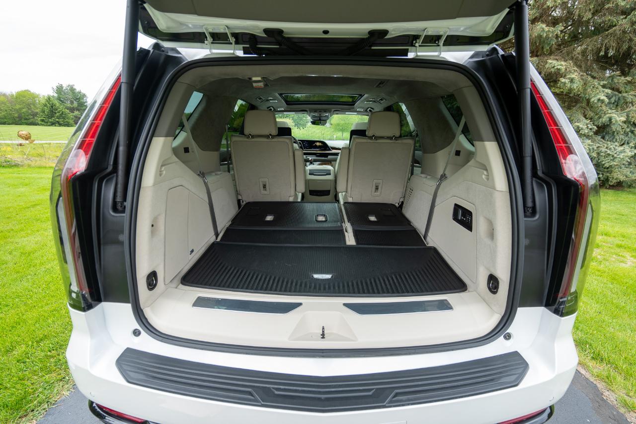 Cadillac Escalade Sport Platinum AWD 2024