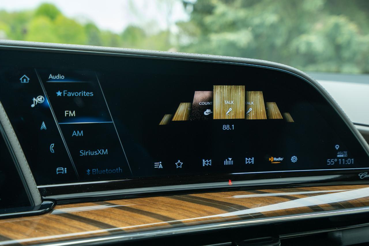 Cadillac Escalade Sport Platinum AWD 2024