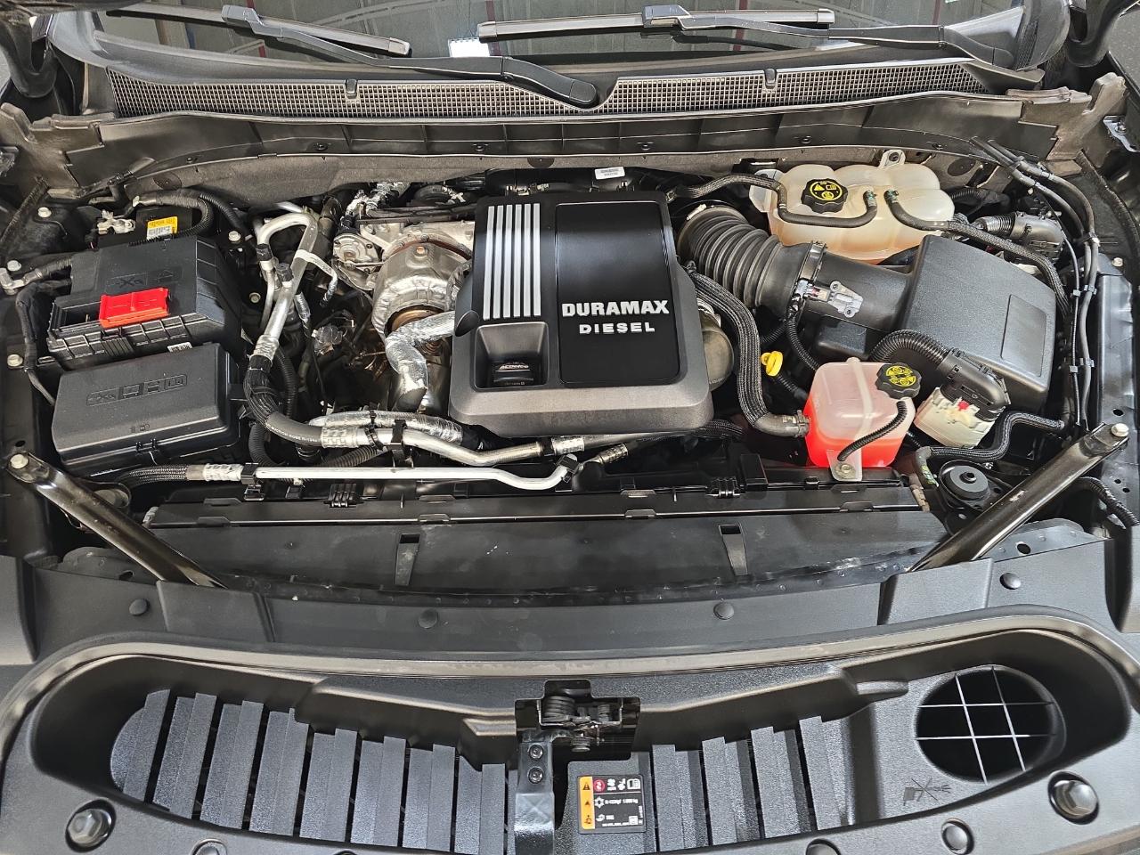 Chevrolet Suburban LS 4WD 2023