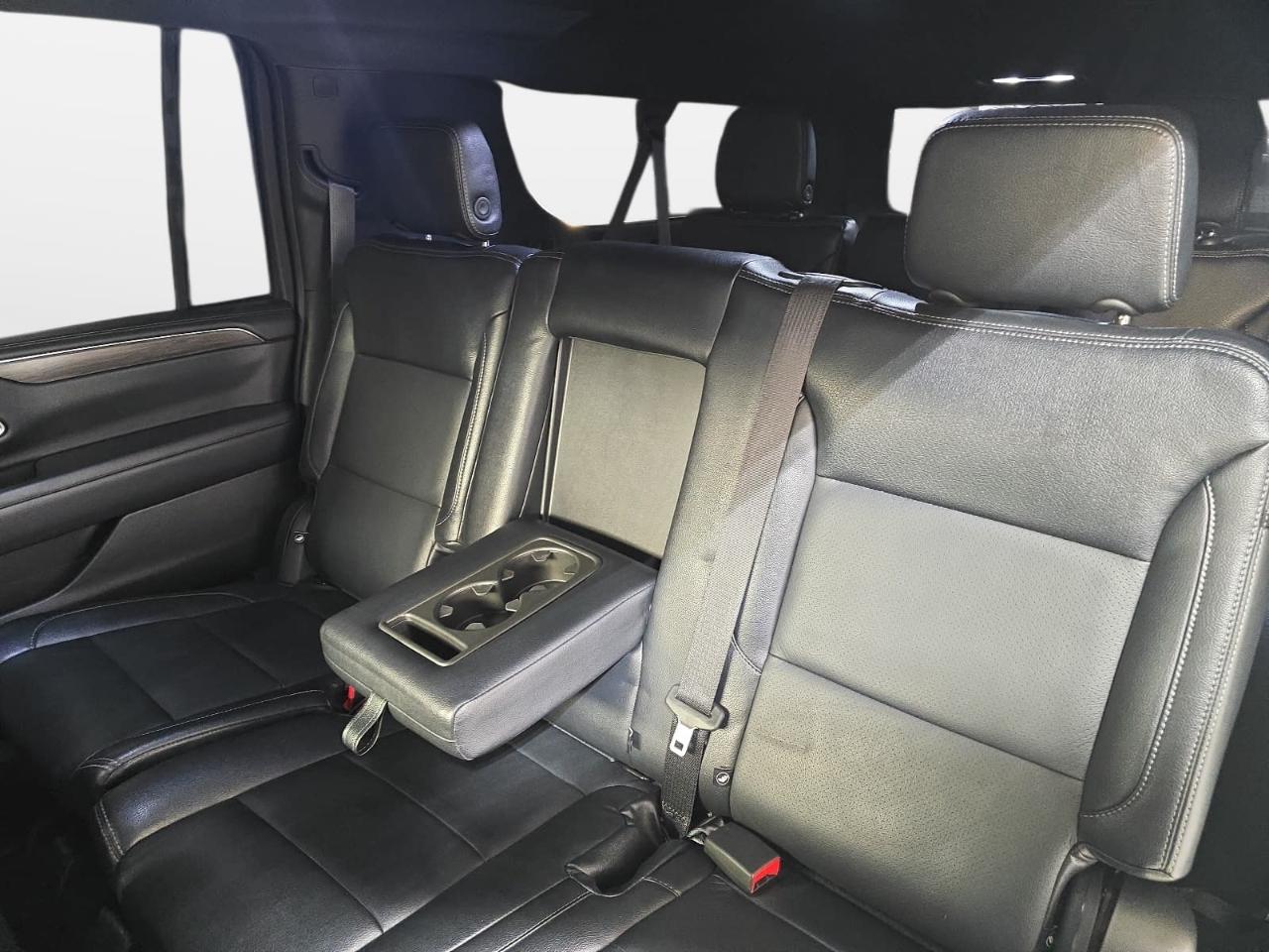 Chevrolet Suburban LS 4WD 2023