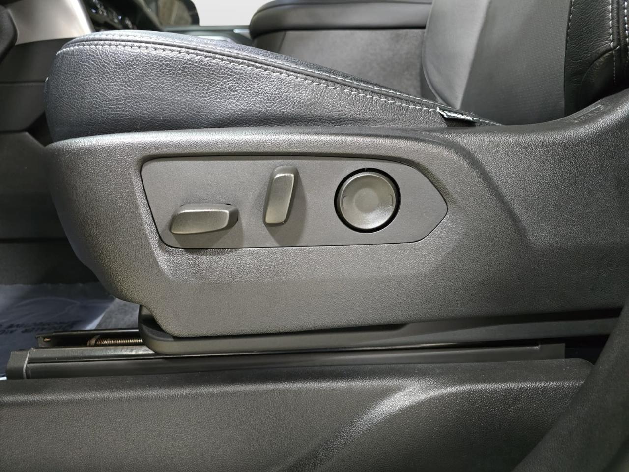 Chevrolet Suburban LS 4WD 2023