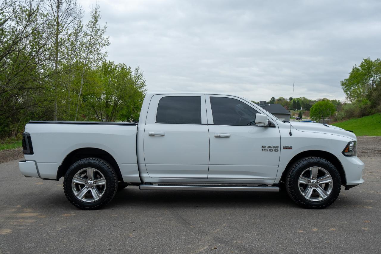 RAM 1500 Sport Crew Cab 4WD 2016