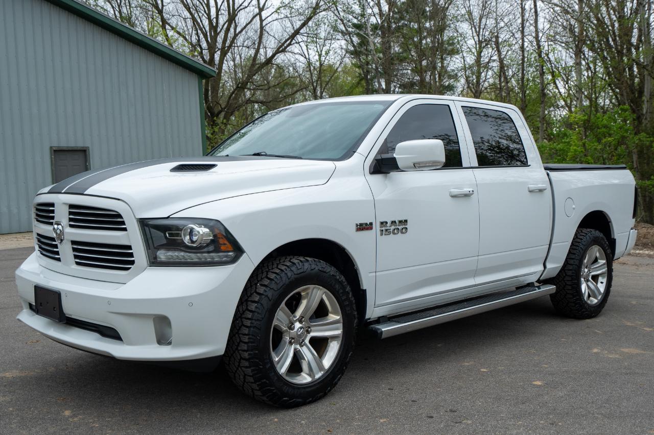 RAM 1500 Sport Crew Cab 4WD 2016