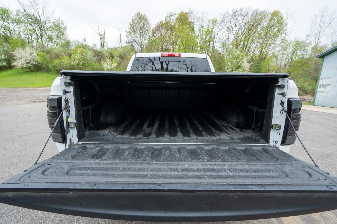 RAM 1500 Sport Crew Cab 4WD 2016