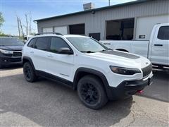 2020 Jeep Cherokee 