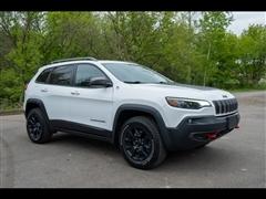 2020 Jeep Cherokee 