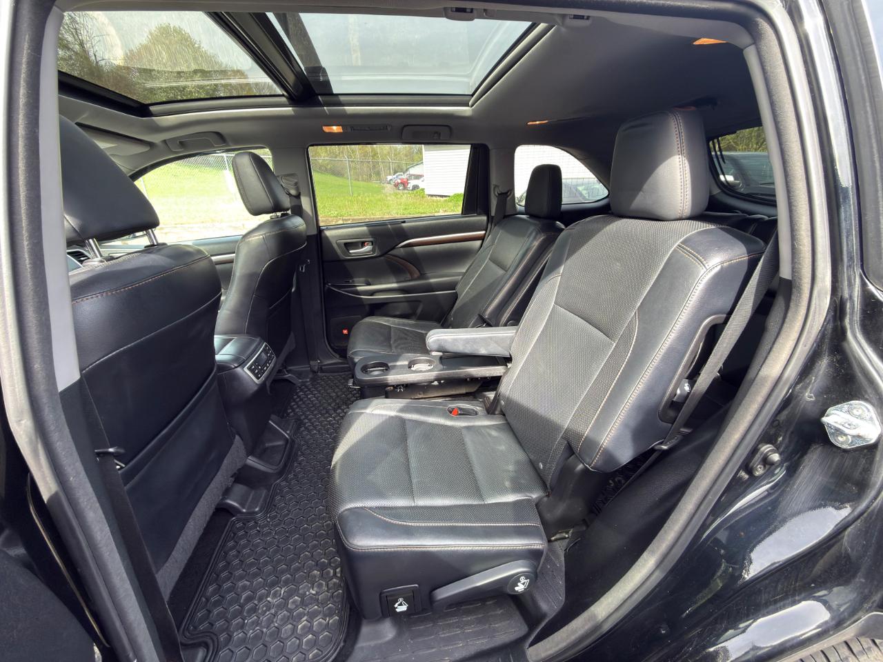 Toyota Highlander Limited AWD V6 2016