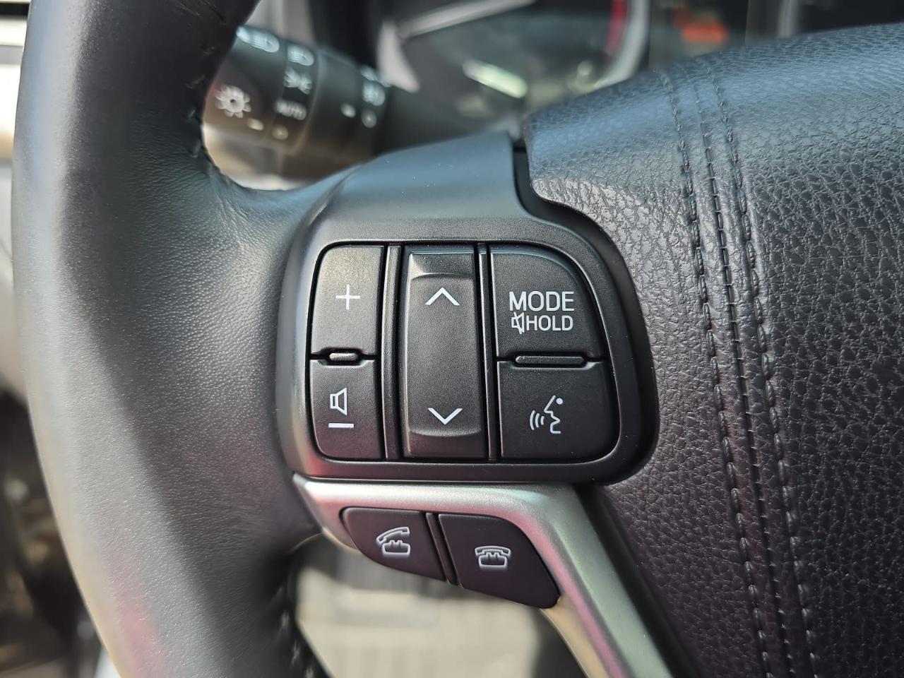Toyota Highlander Limited AWD V6 2016