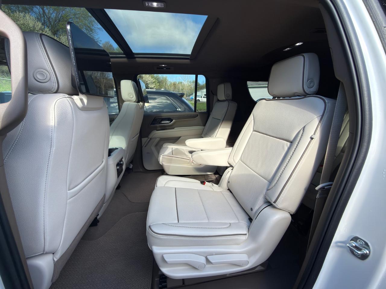 GMC Yukon XL Denali 4WD 2025