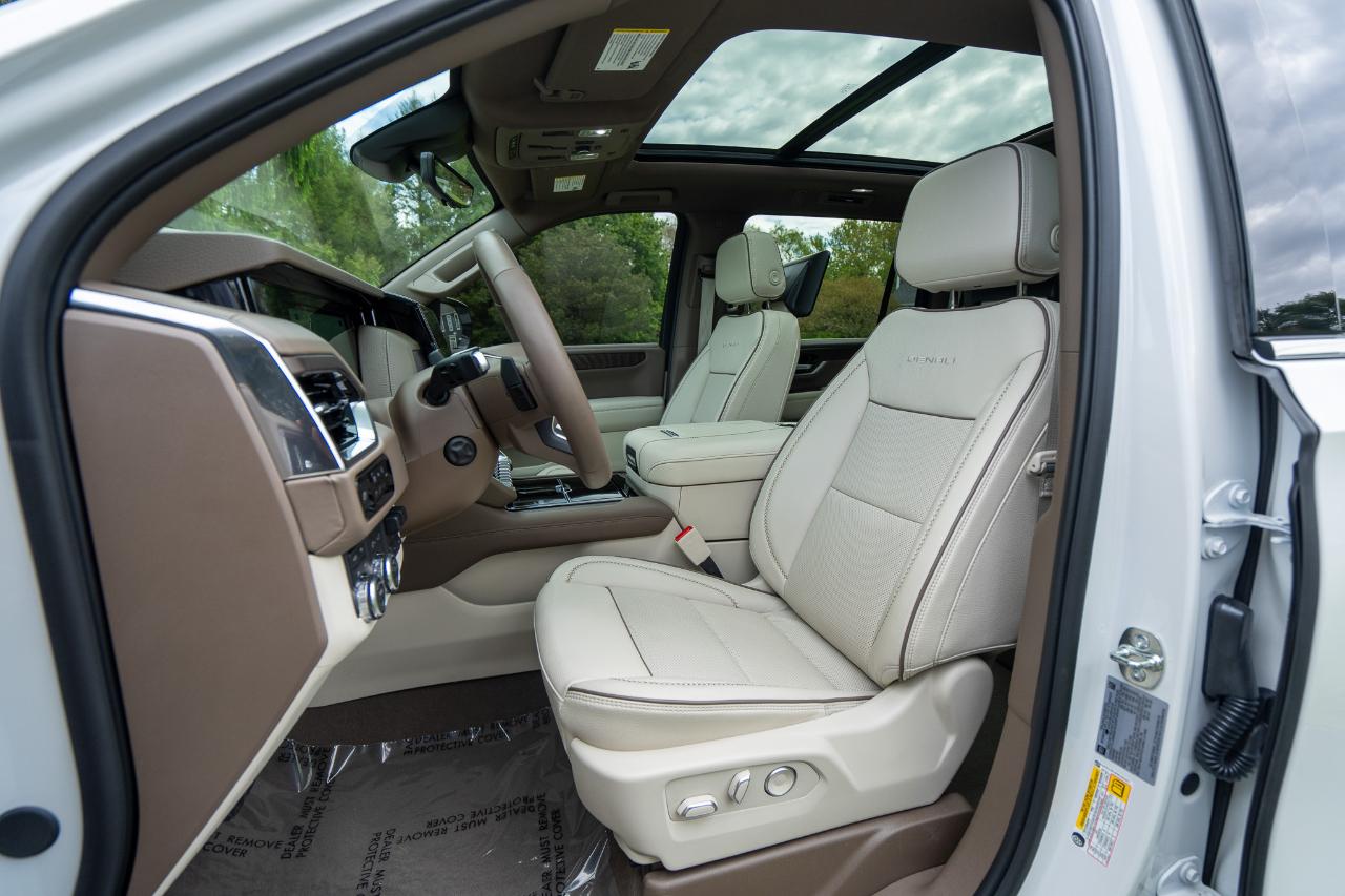 GMC Yukon XL Denali 4WD 2025