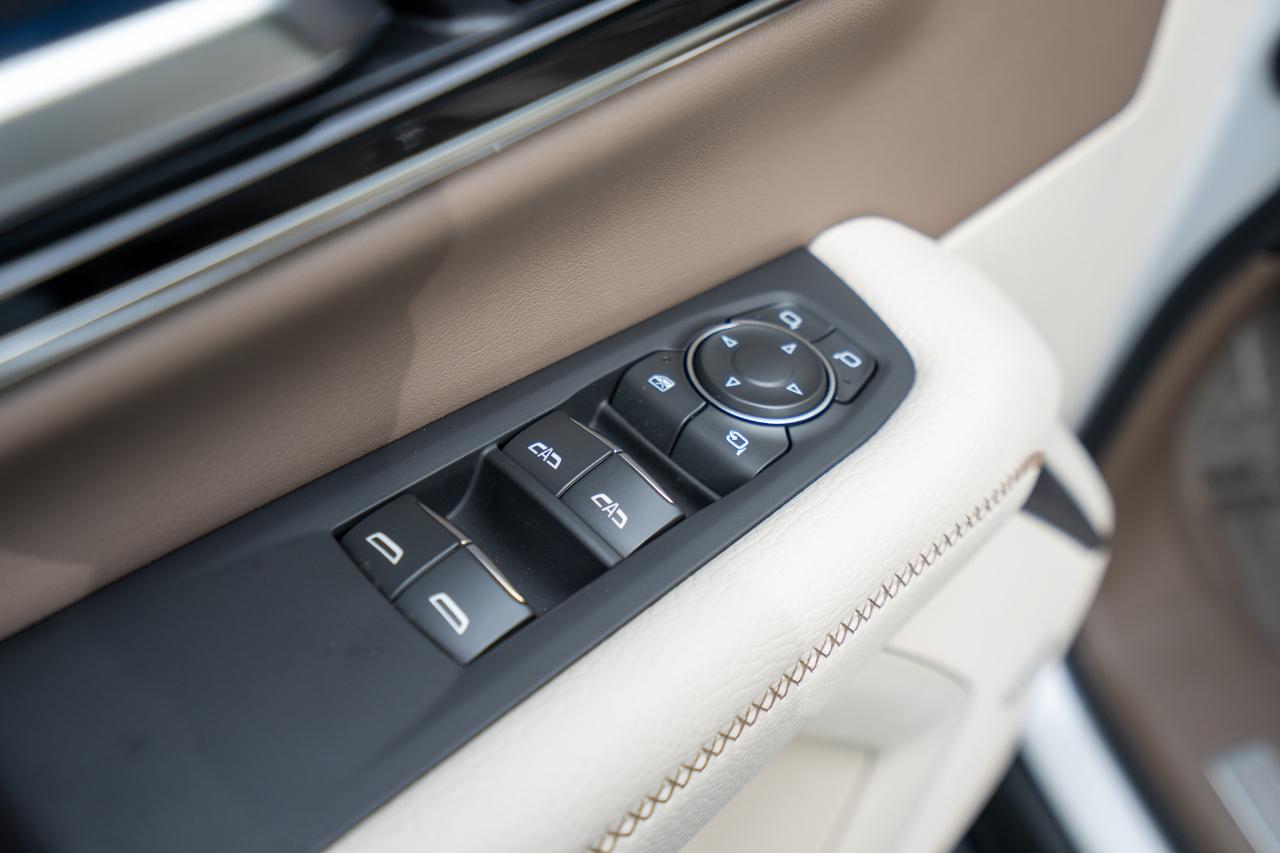 GMC Yukon XL Denali 4WD 2025