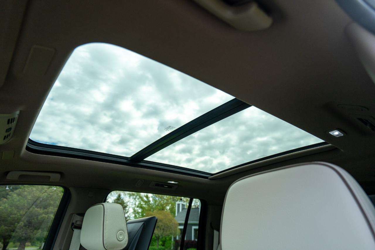 GMC Yukon XL Denali 4WD 2025