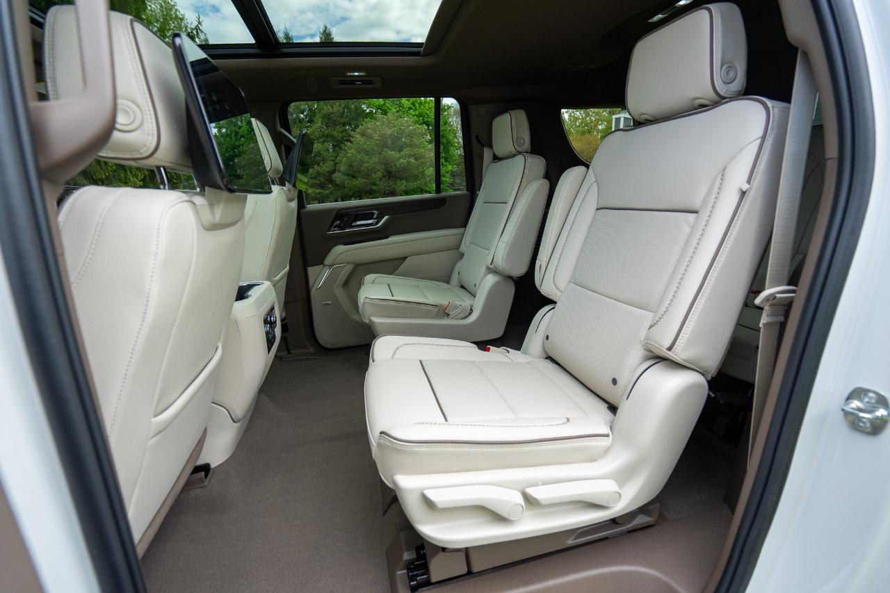 GMC Yukon XL Denali 4WD 2025