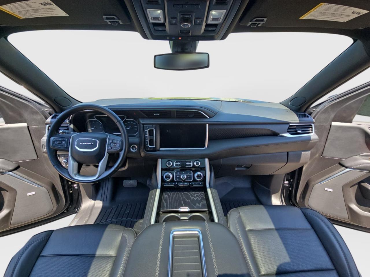GMC Yukon XL Denali 4WD 2021