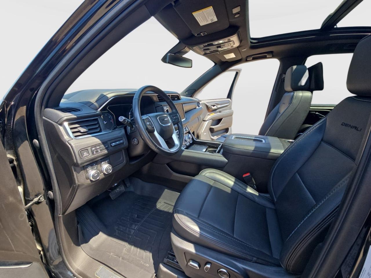 GMC Yukon XL Denali 4WD 2021