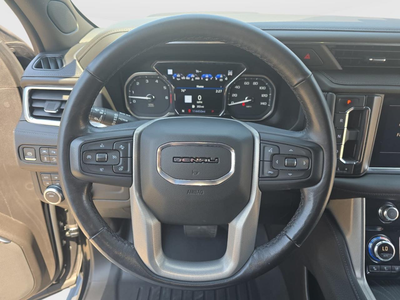 GMC Yukon XL Denali 4WD 2021